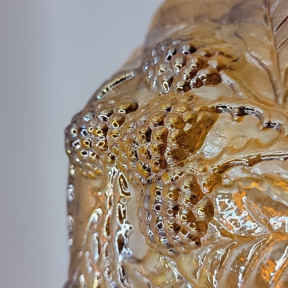 Indiana Carnival Glass Loganberry Bowl - Picture 7 of 10